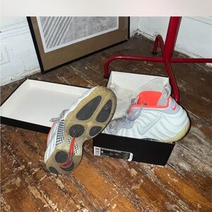 Nike Foamposite Pro PRM platinum grey